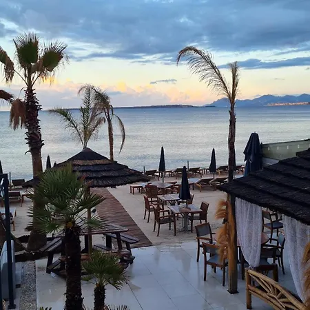 T2 Bord De Climatise * Ζουάν λε Πιν