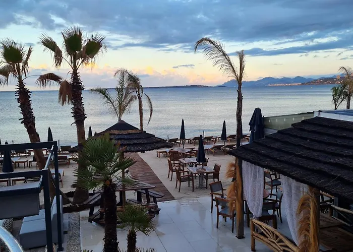 T2 Bord De Climatise * Juan-les-Pins
